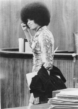 angela-davis-black-power-at-trial